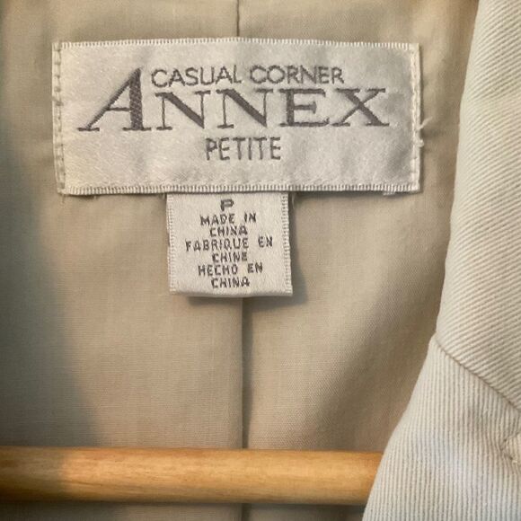 Casual Corner Annex Beige Jacket size Petite P - Picture 4 of 7